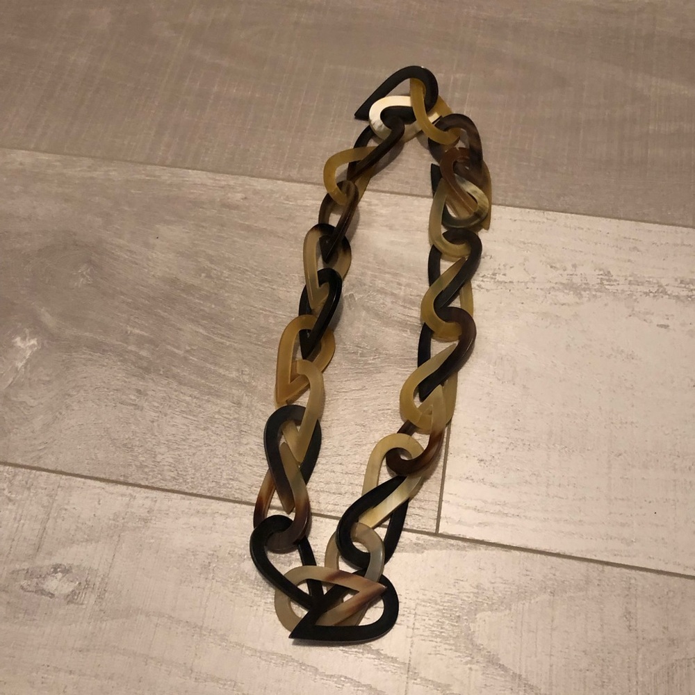 Like new necklace